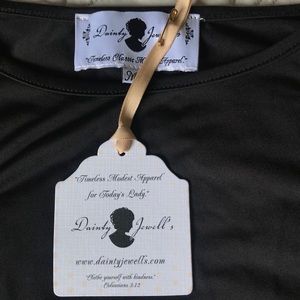 Medium: NWT DAINTY JEWELS TOP!!